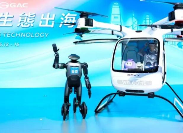 تاکسی هوایی با برد ۳۰ کیلومتر رونمایی شد.